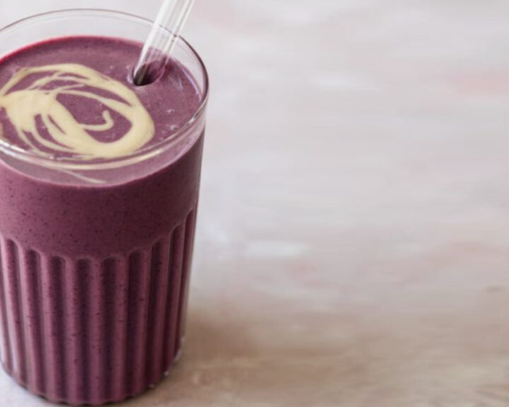 Raspberry, μάνγκο Smoothie με σπόρους chia