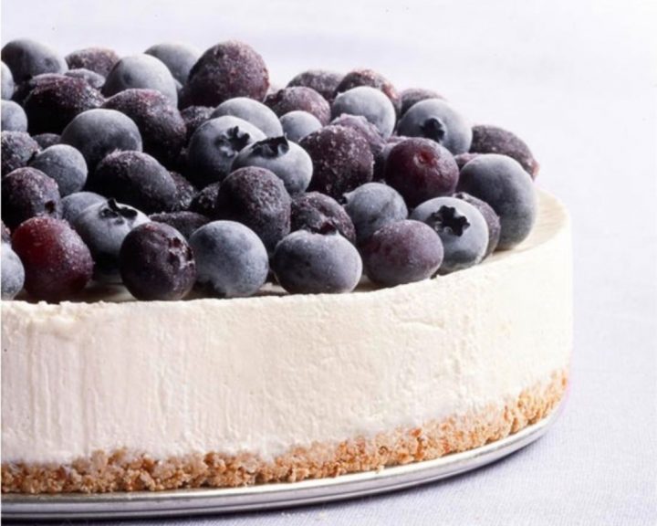 Cheescake με γιαούρτι και φρούτα